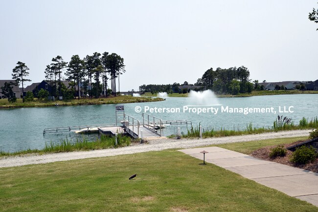 Building Photo - 409 Deveraux Dr