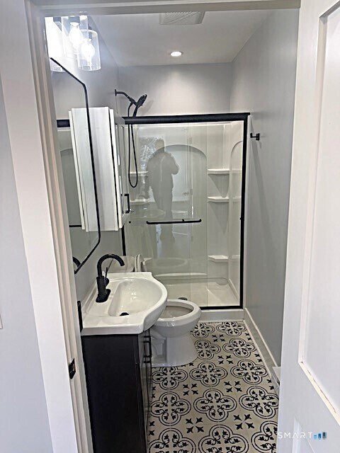 Building Photo - 18 Harding Pl