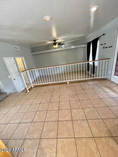 Building Photo - 3705 E Topeka Dr