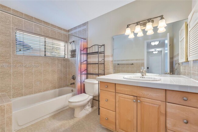 Building Photo - 1301 SW 124th Ct