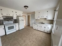 Building Photo - 96 Gridley St