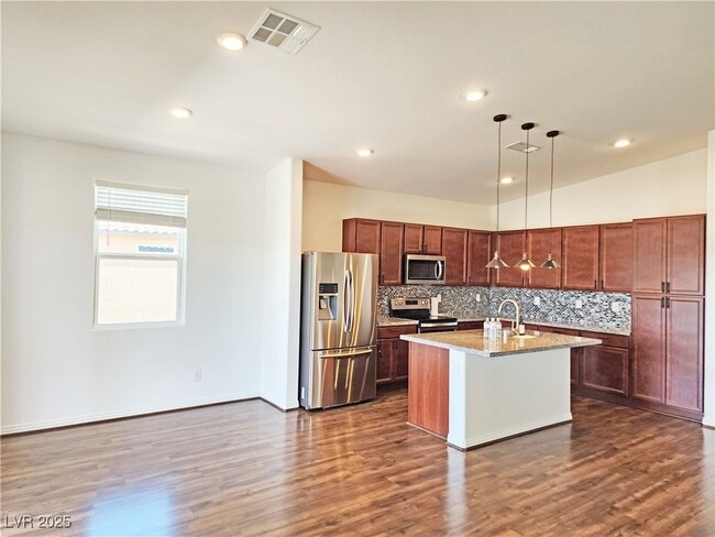 Building Photo - 3575 E Wallowa Dr