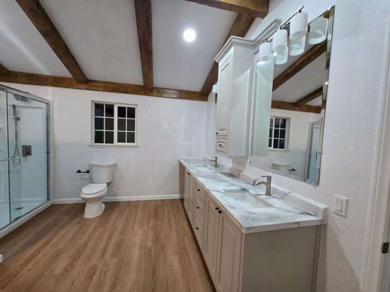 Building Photo - 4808 Ramona Pl