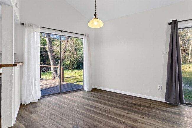 Building Photo - 1713 Cinnamon Path