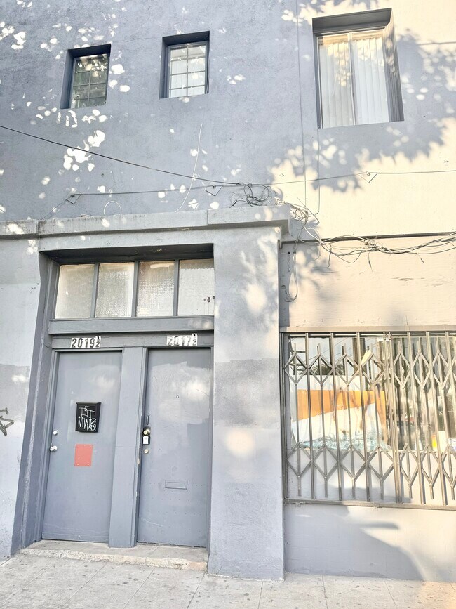 Building Photo - 2017 1/2 W Temple St Los Angeles, CA 90026