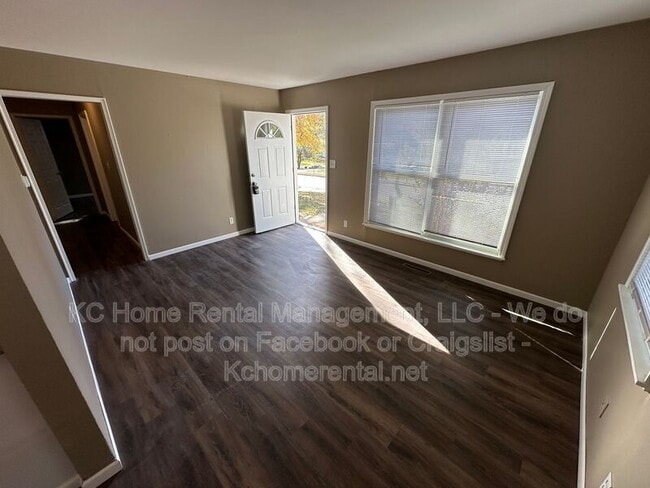 Building Photo - 5411 N Indiana Ave