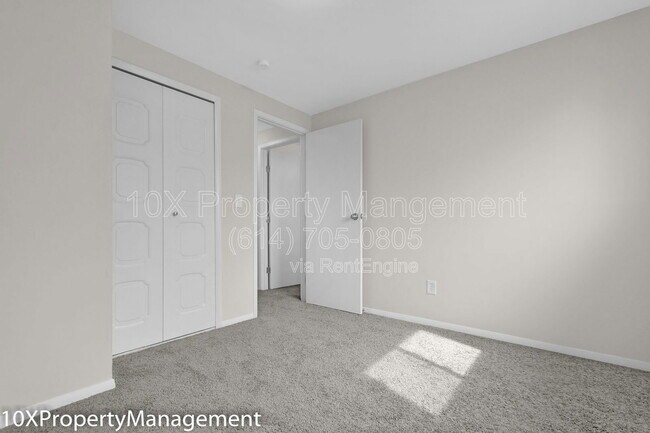 Building Photo - 3450 Halpern St
