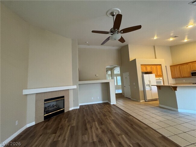 Building Photo - 2294 Tedesca Dr