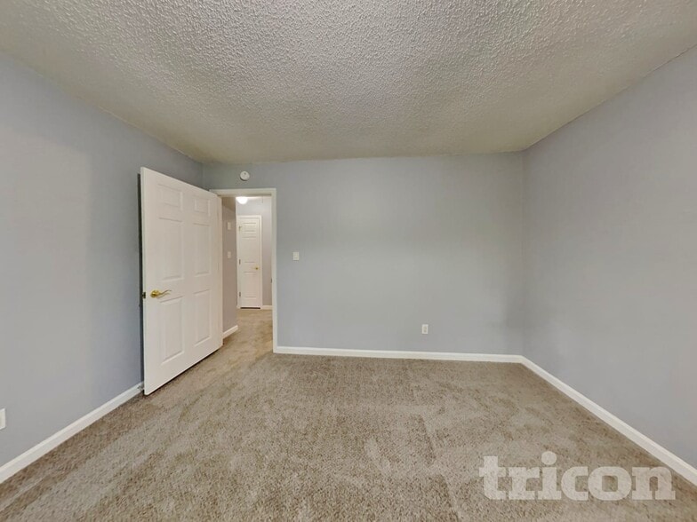 Building Photo - 184 Bradford Pl