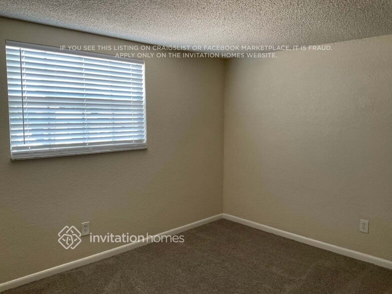 Building Photo - 7438 Oakvista Cir