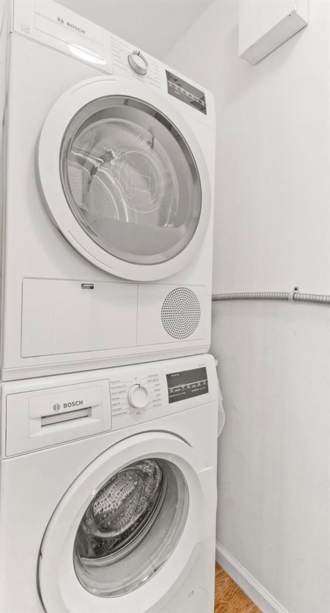 Building Photo - 11750 Saint Andrews Pl