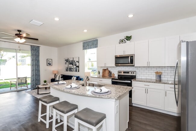 Building Photo - 11945 Stoneport Pl