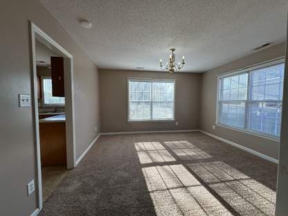 Building Photo - Great 4 Bedroom Home with Bonus Room In Country Club Estates-1112 Westmoreland Dr.