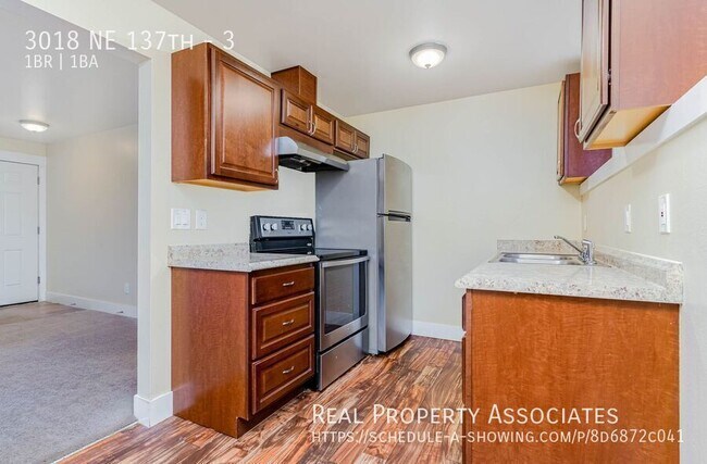 Building Photo - 3018 NE 137th St