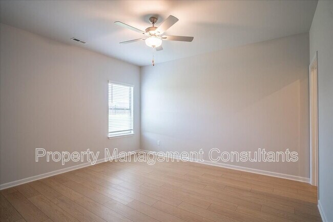 Building Photo - 22821 Dashwood Ln