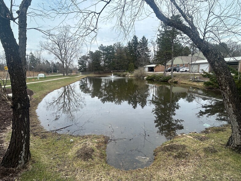 Building Photo - 31164 Country Way