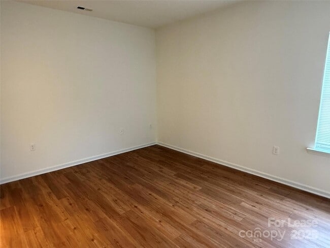 Building Photo - 7167 Somerset Springs Dr