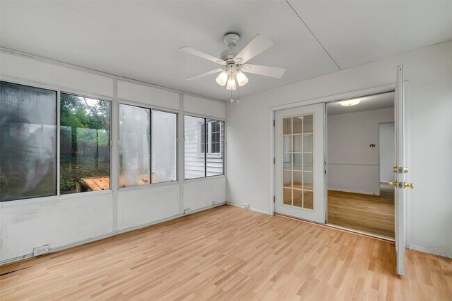 Building Photo - 640 S Sappington Rd