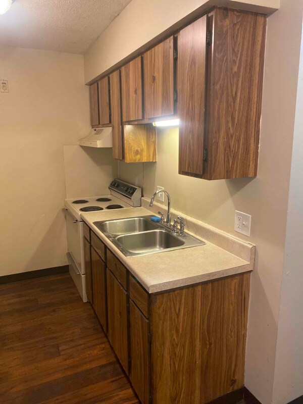 Building Photo - 7755 48th Ave