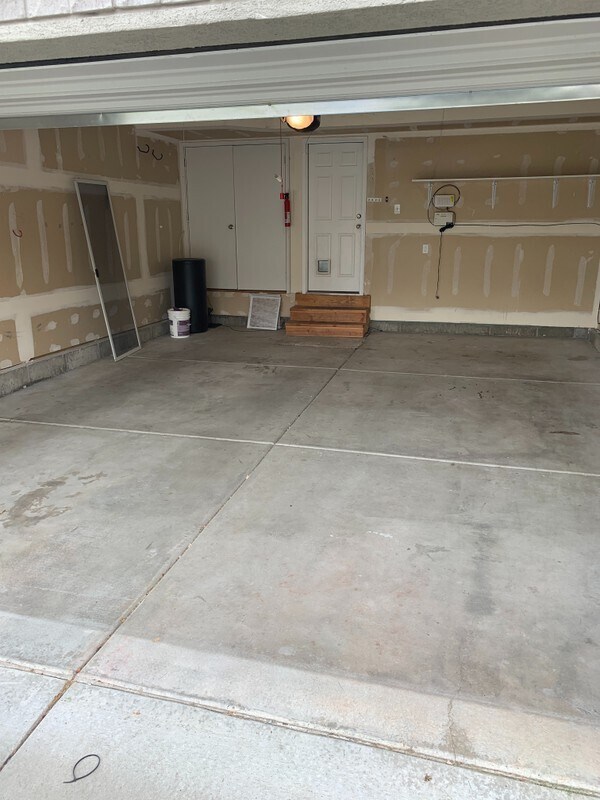 Building Photo - 1034 N 740 W