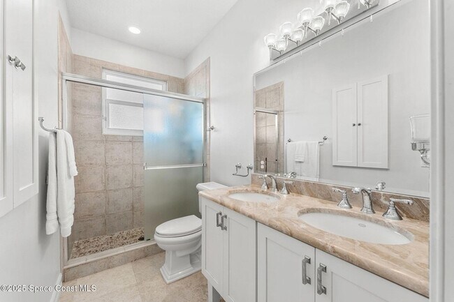 Building Photo - 5795 S Hwy A1A