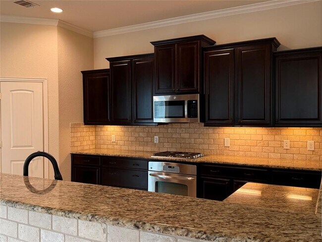 Building Photo - 9419 Hawks Harbor Ct