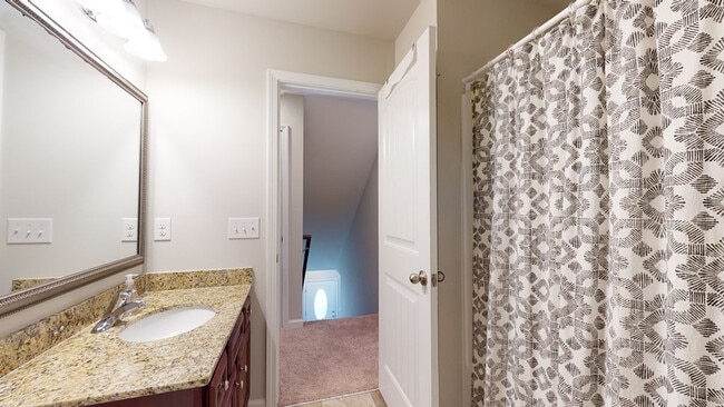 Building Photo - 160 Kirkwood Dr