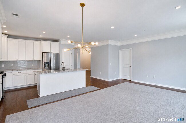 Building Photo - 922 Old Pasture Dr