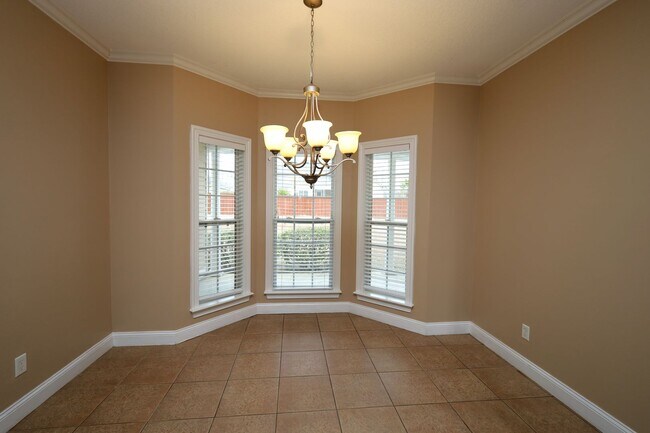 Building Photo - 4530 Kiowa Ln