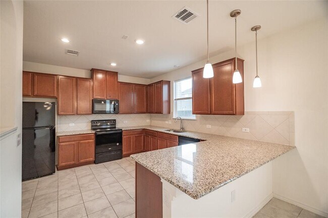 Building Photo - 6412 Carriage Pines Dr