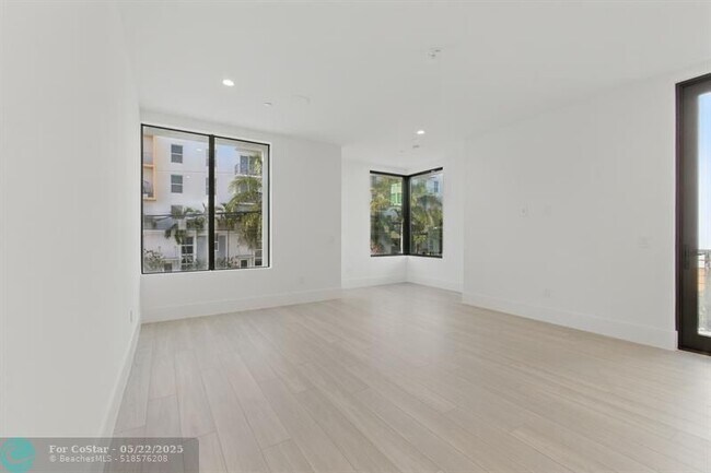 Building Photo - 204 Osceola Park Ln