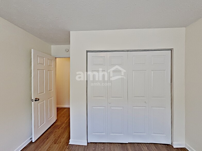Building Photo - 78 Red Maple Way