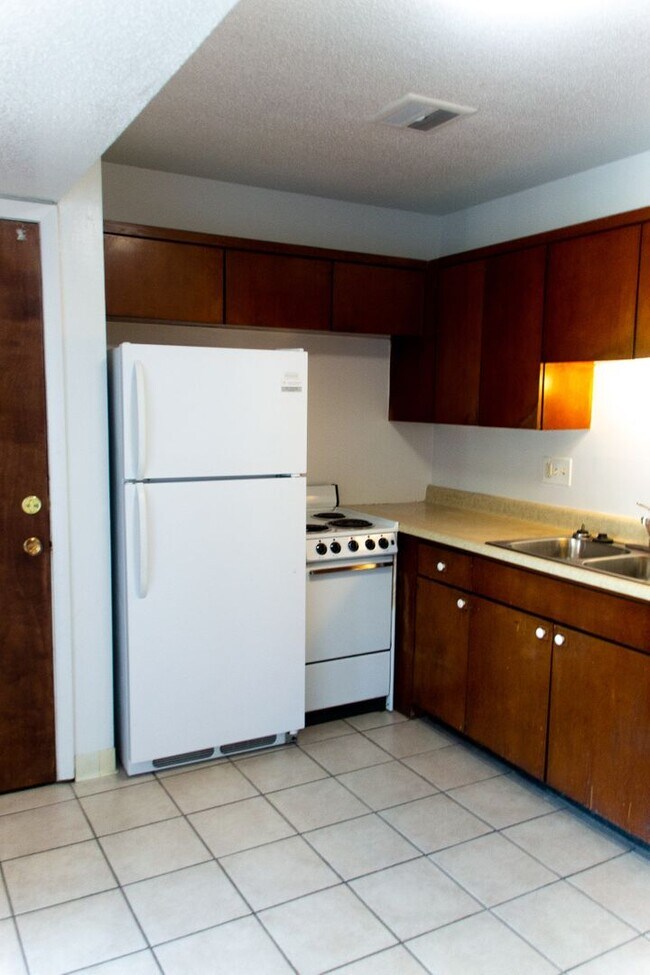 Interior Photo - The Oaks Apartments