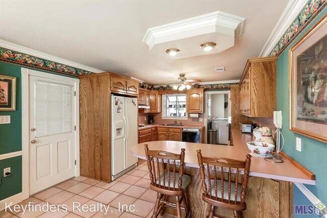 Building Photo - 3 br, 2 bath House - 14217 Highland Road