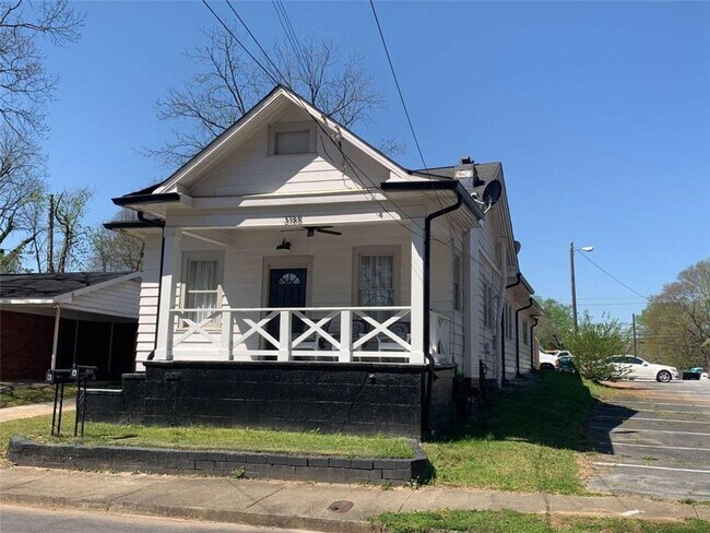 Primary Photo - 3185 Jackson St