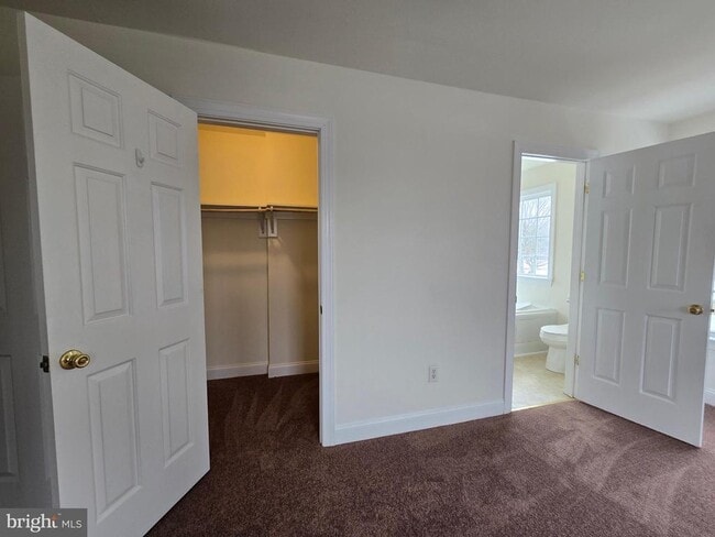 Building Photo - 271 Ashton Ct