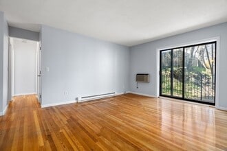 Building Photo - 22 Branchfield St