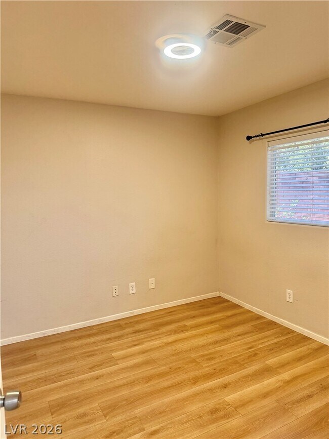 Building Photo - 6774 Antique Oak Ct