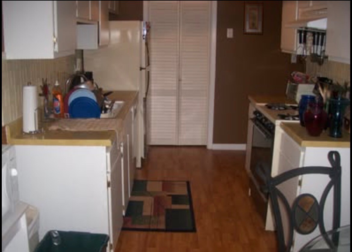 Building Photo - 1950 Hancock Dr