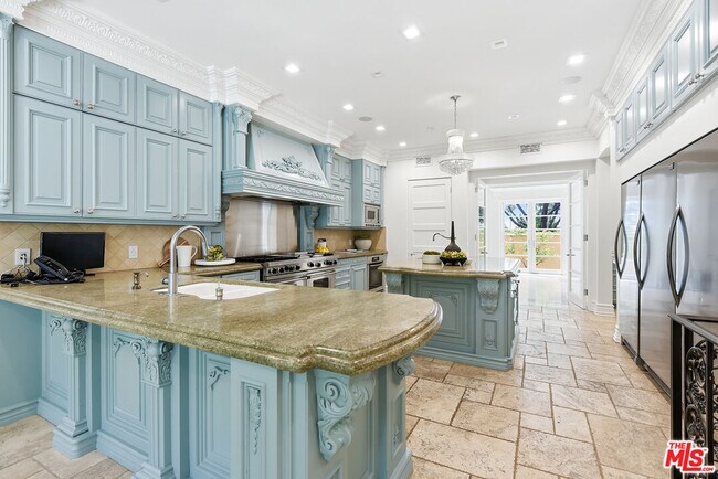 Building Photo - 407 Robert Ln