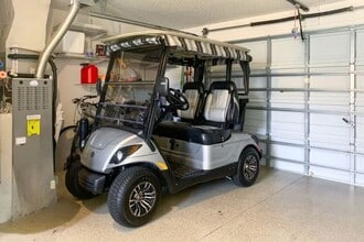 Building Photo - M1108 Davenport (VNSW-15/5)