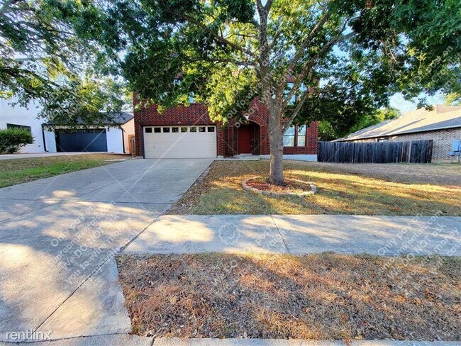 Building Photo - 809 Dogwood Trail