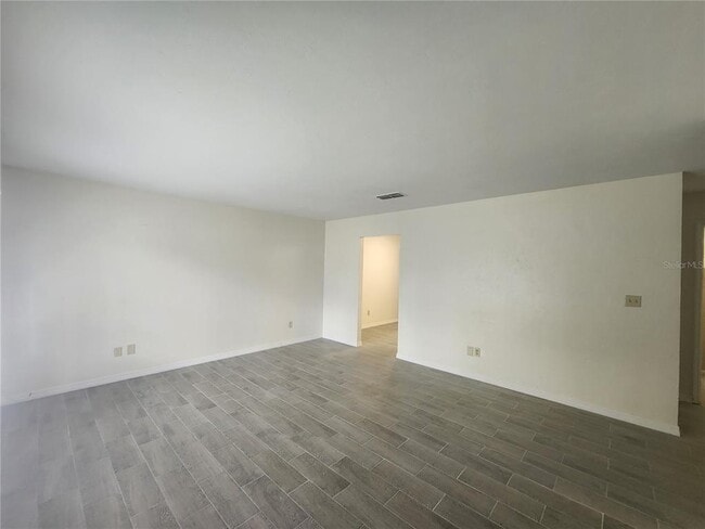 Building Photo - 5817 NW 23rd Terrace