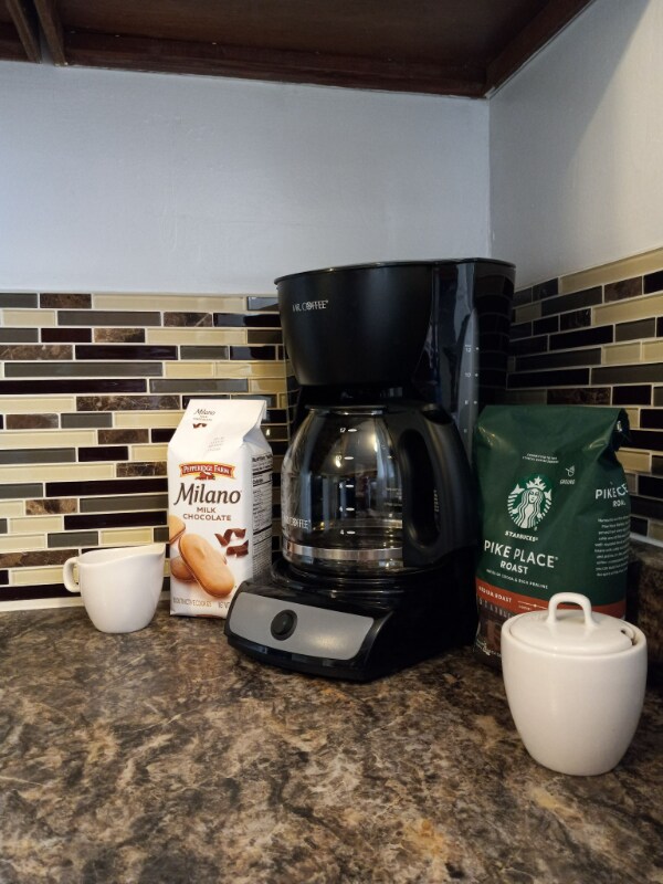 Building Photo - 2 W Pacific St