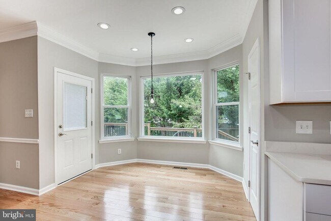 Building Photo - 2408 Ripplemeade Ct