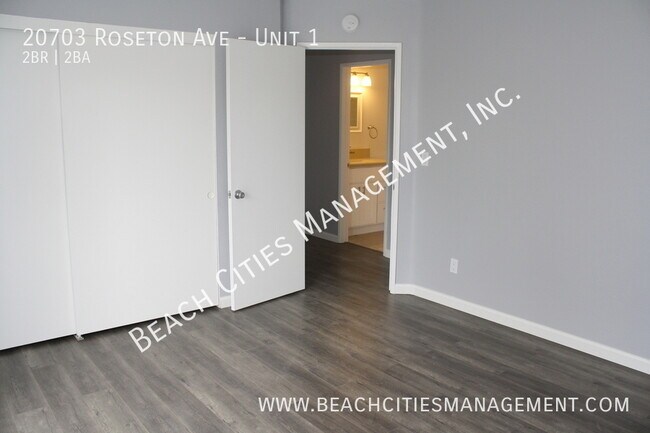 Building Photo - 20703 Roseton Ave