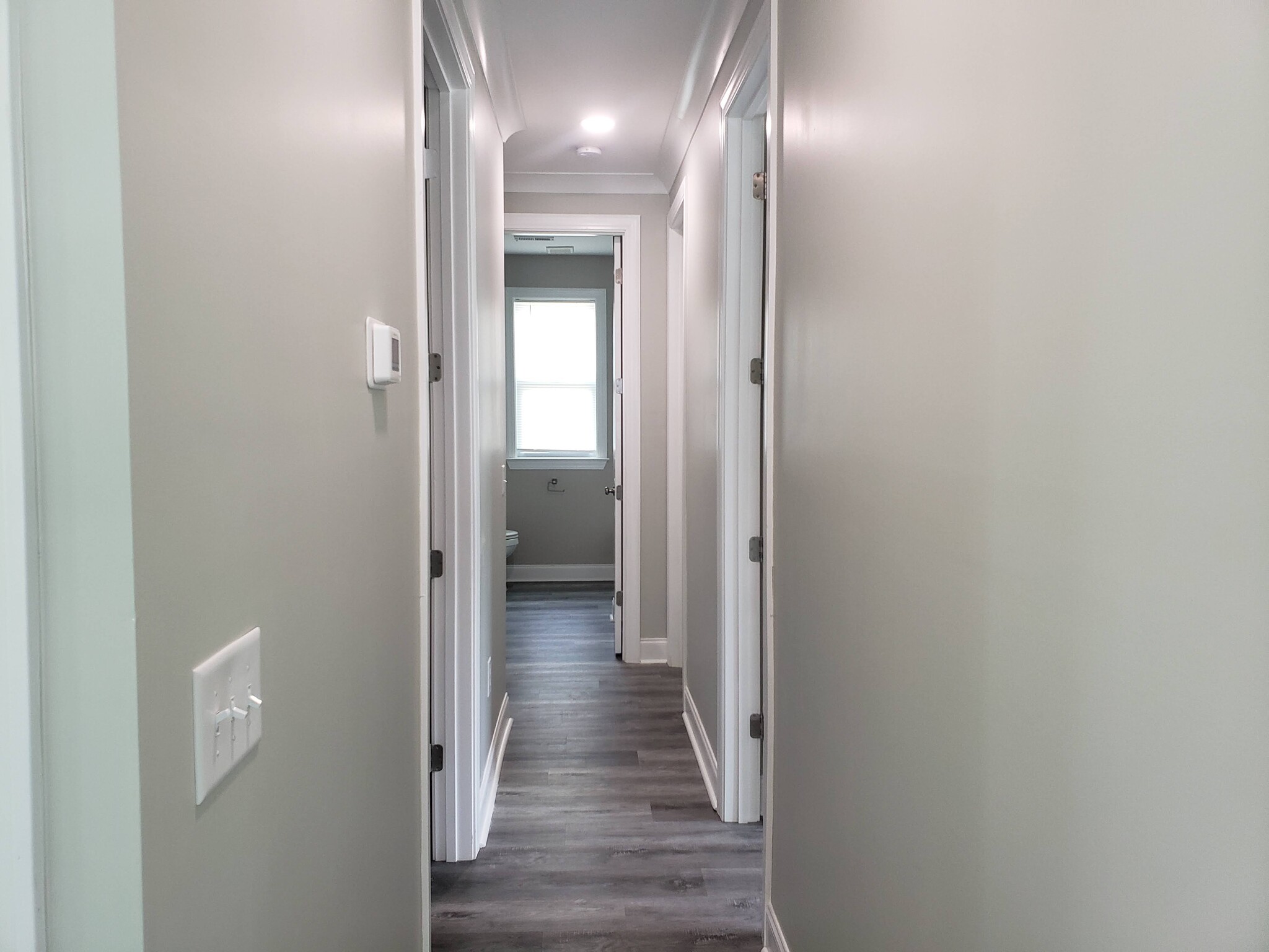Building Photo - 218 Forest Dr