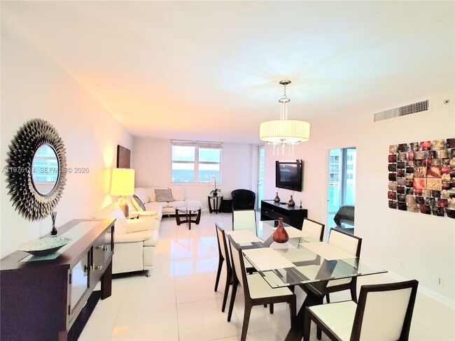 Building Photo - 3001 S Ocean Dr