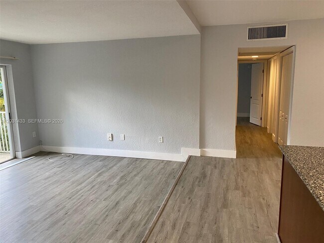 Building Photo - 8950 SW 69th Ct
