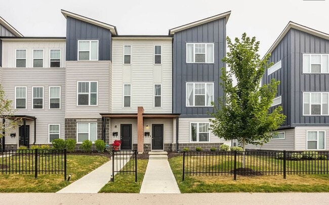 Building Photo - 2901 W New York St